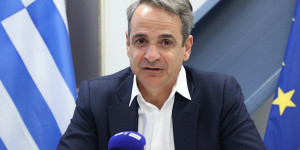 Το μήνυμα Μητσοτάκη για τις Πανελλήνιες: «Η σκέψη μας στις μαθήτριες και στους μαθητές» Το μήνυμα Μητσοτάκη για τις Πανελλήνιες: «Η σκέψη μας στις μαθήτριες και στους μαθητές»