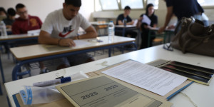 Πανελλήνιες 2025 ΕΠΑΛ: Τα θέματα και οι απαντήσεις στο μάθημα Ναυσιπλοΐα ΙΙ Πανελλήνιες 2025 ΕΠΑΛ: Τα θέματα και οι απαντήσεις στο μάθημα Ναυσιπλοΐα ΙΙ