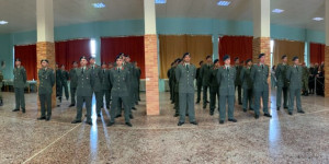 Οι ανθυπολοχαγοί δεν θα πληρώνουν πλέον την «8αρα» στολή από την τσέπη τους Οι ανθυπολοχαγοί δεν θα πληρώνουν πλέον την «8αρα» στολή από την τσέπη τους
