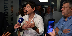 Γιαννακόπουλος: «Όλα πήγαν καλά το πρωτάθλημα πρέπει να συνεχιστεί και να τελειώσει στα γήπεδα» Γιαννακόπουλος: «Όλα πήγαν καλά το πρωτάθλημα πρέπει να συνεχιστεί και να τελειώσει στα γήπεδα»