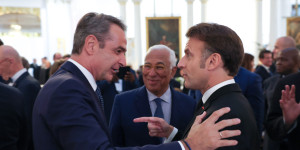 Μακρόν: Να είμαστε ασυμβίβαστοι ότι απειλείται η εδαφική κυριαρχία εταίρων όπως Ελλάδας και Κύπρου Μακρόν: Να είμαστε ασυμβίβαστοι ότι απειλείται η εδαφική κυριαρχία εταίρων όπως Ελλάδας και Κύπρου