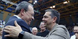 «Καύσωνας Τσίπρα» στο Συνέδριο του ΣΥΡΙΖΑ: Η ερμηνεία Φάμελλου για το «καρφί» και η ικανοποίηση Πολάκη «Καύσωνας Τσίπρα» στο Συνέδριο του ΣΥΡΙΖΑ: Η ερμηνεία Φάμελλου για το «καρφί» και η ικανοποίηση Πολάκη