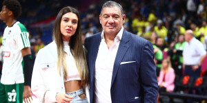 Ραζνάτοβιτς: «Έχω 12 παίκτες με συμβόλαια EuroLeague και δεν μπορώ να πω λέξη!» Ραζνάτοβιτς: «Έχω 12 παίκτες με συμβόλαια EuroLeague και δεν μπορώ να πω λέξη!»