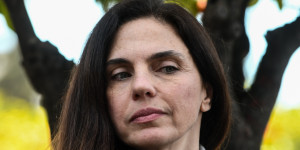 Ακριτίδου στη δίκη Φιλιππίδη: «Δεν μου την έπεσε κανείς, δεν ήμουν αρκετά νόστιμη...» Ακριτίδου στη δίκη Φιλιππίδη: «Δεν μου την έπεσε κανείς, δεν ήμουν αρκετά νόστιμη...»