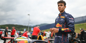 Formula 1 2025: Ο 17χρονος Lindblad οδηγεί στην Red Bull. Θα αντικαταστήσει τον Verstappen; Formula 1 2025: Ο 17χρονος Lindblad οδηγεί στην Red Bull. Θα αντικαταστήσει τον Verstappen;