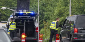 Μακελειό σε σχολείο στην Αυστρία: Αναφορές για πολλούς νεκρούς - Μυστήριο με την τύχη του δράστη Μακελειό σε σχολείο στην Αυστρία: Αναφορές για πολλούς νεκρούς - Μυστήριο με την τύχη του δράστη