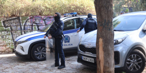 Σε εξέλιξη μεγάλη επιχείρηση της ΕΛΑΣ - Χειροπέδες από το «ελληνικό FBI» σε οργανωμένους οπαδούς Σε εξέλιξη μεγάλη επιχείρηση της ΕΛΑΣ - Χειροπέδες από το «ελληνικό FBI» σε οργανωμένους οπαδούς
