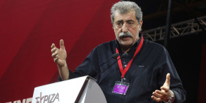 «Απασφάλισε» και ο Πολάκης: «Καλωσορίζω τον Τσίπρα στη μάχη κατά της κλεπτοκρατίας» «Απασφάλισε» και ο Πολάκης: «Καλωσορίζω τον Τσίπρα στη μάχη κατά της κλεπτοκρατίας»