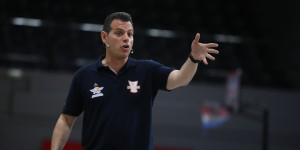 Ιτούδης: «Το μπάσκετ ενώνει και η Ένωση Προπονητών της EuroLeague θέλει να το αποδείξει στην πράξη» Ιτούδης: «Το μπάσκετ ενώνει και η Ένωση Προπονητών της EuroLeague θέλει να το αποδείξει στην πράξη»