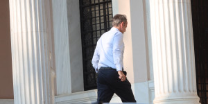 Αυτή την ώρα το έκτακτο ΚΥΣΕΑ για τις δραματικές εξελίξεις στη Μέση Ανατολή Αυτή την ώρα το έκτακτο ΚΥΣΕΑ για τις δραματικές εξελίξεις στη Μέση Ανατολή
