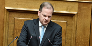 Καραμανλής για Τέμπη: Τα δάκρυά μου ήταν αληθινά - Το δυστύχημα δεν έγινε επειδή δεν έβαλα λεφτά Καραμανλής για Τέμπη: Τα δάκρυά μου ήταν αληθινά - Το δυστύχημα δεν έγινε επειδή δεν έβαλα λεφτά