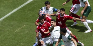 Παγκόσμιο Κύπελλο Συλλόγων: Νίκη για την Παλμέιρας, 2-0 την Αλ Αχλί σε ματς με διακοπή 45 λεπτών Παγκόσμιο Κύπελλο Συλλόγων: Νίκη για την Παλμέιρας, 2-0 την Αλ Αχλί σε ματς με διακοπή 45 λεπτών