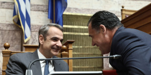Το τηλεφώνημα Μητσοτάκη από τις Βρυξέλλες στον Άδωνι Το τηλεφώνημα Μητσοτάκη από τις Βρυξέλλες στον Άδωνι