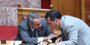 Η επιλογή Μητσοτάκη με τον Πλεύρη και η αγωνία του Μαξίμου να κλείσει τα περί εκλογών Η επιλογή Μητσοτάκη με τον Πλεύρη και η αγωνία του Μαξίμου να κλείσει τα περί εκλογών