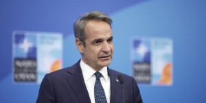 Μητσοτάκης από Χάγη: Δεσμευόμαστε να δαπανήσουμε στην άμυνα πάνω από 25 δισ. τα επόμενα 12 χρόνια Μητσοτάκης από Χάγη: Δεσμευόμαστε να δαπανήσουμε στην άμυνα πάνω από 25 δισ. τα επόμενα 12 χρόνια