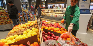 Ακρίβεια:«Χρυσά» φασολάκια, βερίκοκα, νεκταρίνια - Ποιοι φουσκώνουν τις τιμές από το χωράφι στο ράφι Ακρίβεια:«Χρυσά» φασολάκια, βερίκοκα, νεκταρίνια - Ποιοι φουσκώνουν τις τιμές από το χωράφι στο ράφι
