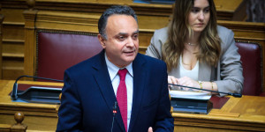 Πρόεδρος της προανακριτικής Καραμανλή ο Κελέτσης - Απορρίφθηκε το αίτημα για διακομματικό προεδρείο Πρόεδρος της προανακριτικής Καραμανλή ο Κελέτσης - Απορρίφθηκε το αίτημα για διακομματικό προεδρείο
