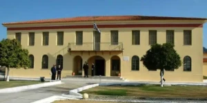 Αγροτικές Φυλακές Τίρυνθας: Δραπέτευσε ο καφετζής! Αγροτικές Φυλακές Τίρυνθας: Δραπέτευσε ο καφετζής!