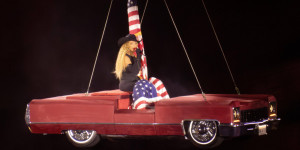 Παραλίγο ατύχημα για τη Beyonce σε συναυλία: Το «ιπτάμενο» αυτοκίνητο άρχισε να γέρνει ενώ ήταν μέσα Παραλίγο ατύχημα για τη Beyonce σε συναυλία: Το «ιπτάμενο» αυτοκίνητο άρχισε να γέρνει ενώ ήταν μέσα