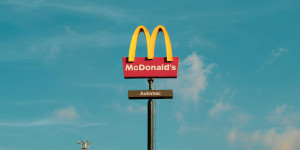 Η McDonald’s στο επίκεντρο νέου μποϊκοτάζ για υπερβολικές τιμές στα προϊόντα της Η McDonald’s στο επίκεντρο νέου μποϊκοτάζ για υπερβολικές τιμές στα προϊόντα της