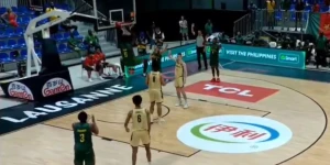 Απίστευτη γκάφα στο Παγκόσμιο U19: Παίκτης του Καμερούν κάρφωσε στο καλάθι της ομάδας του (vid) Απίστευτη γκάφα στο Παγκόσμιο U19: Παίκτης του Καμερούν κάρφωσε στο καλάθι της ομάδας του (vid)