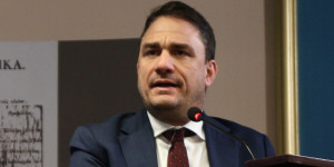 Τσουκαλάς για ΟΠΕΚΕΠΕ: «Η Ευρωπαϊκή Εισαγγελία έπιασε την κυβέρνηση με τη γίδα στην πλάτη» Τσουκαλάς για ΟΠΕΚΕΠΕ: «Η Ευρωπαϊκή Εισαγγελία έπιασε την κυβέρνηση με τη γίδα στην πλάτη»