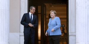 Συνάντησε τη Μέρκελ αλλά όχι στο Μέγαρο Μαξίμου Συνάντησε τη Μέρκελ αλλά όχι στο Μέγαρο Μαξίμου
