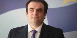 Ecofin: «Πράσινο» φως για την ενεργοποίηση της εθνικής ρήτρας διαφυγής για τις αμυντικές δαπάνες Ecofin: «Πράσινο» φως για την ενεργοποίηση της εθνικής ρήτρας διαφυγής για τις αμυντικές δαπάνες