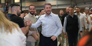 Ανδρουλάκης: Ο Μητσοτάκης ταυτίστηκε με τις χειρότερες πρακτικές που έφεραν τη χρεοκοπία Ανδρουλάκης: Ο Μητσοτάκης ταυτίστηκε με τις χειρότερες πρακτικές που έφεραν τη χρεοκοπία