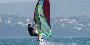 Οι Γάλλοι «ψηφίζουν» Νάξο για kite surf - Οι ύμνοι γνωστής ταξιδιωτικής ιστοσελίδας Οι Γάλλοι «ψηφίζουν» Νάξο για kite surf - Οι ύμνοι γνωστής ταξιδιωτικής ιστοσελίδας