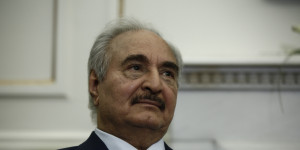 Μεταναστευτικό: Στο Μαξίμου ο Πλεύρης μετά την ευρωλιβυκή κρίση και την ακραία πρόκληση Χαφτάρ Μεταναστευτικό: Στο Μαξίμου ο Πλεύρης μετά την ευρωλιβυκή κρίση και την ακραία πρόκληση Χαφτάρ