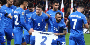 Συγκινητική κίνηση από τους διεθνείς: Δίνουν χρήματα του πριμ στην οικογένεια του Τζόρτζ Μπάλντοκ Συγκινητική κίνηση από τους διεθνείς: Δίνουν χρήματα του πριμ στην οικογένεια του Τζόρτζ Μπάλντοκ