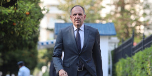 Στη Λιβύη ο Γιώργος Γεραπετρίτης: «Δεν υπάρχουν προβλήματα που δεν λύνονται μέσω διαλόγου» Στη Λιβύη ο Γιώργος Γεραπετρίτης: «Δεν υπάρχουν προβλήματα που δεν λύνονται μέσω διαλόγου»
