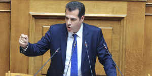 Πλεύρης: Δεν θα επιτρέψουμε μαζική εισβολή, δεν είστε ευπρόσδεκτοι - Ένταση με Κωνσταντοπούλου Πλεύρης: Δεν θα επιτρέψουμε μαζική εισβολή, δεν είστε ευπρόσδεκτοι - Ένταση με Κωνσταντοπούλου