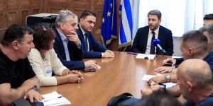 Ανδρουλάκης: Επικίνδυνη η τροπολογία Πλεύρη, επικοινωνιακό παιχνίδι από την κυβέρνηση Ανδρουλάκης: Επικίνδυνη η τροπολογία Πλεύρη, επικοινωνιακό παιχνίδι από την κυβέρνηση