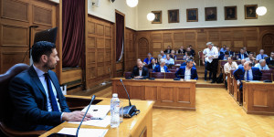 Βουλή: «Μας έχει στιγματίσει η ακούσια θυσία» είπε ο πατέρας της Μάρθης που χάθηκε στα Τέμπη Βουλή: «Μας έχει στιγματίσει η ακούσια θυσία» είπε ο πατέρας της Μάρθης που χάθηκε στα Τέμπη