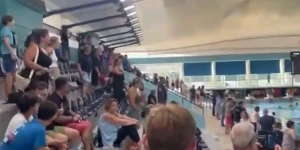 Χάος και εικόνες ντροπής σε αγώνα πόλο με γονείς να τραμπουκίζουν νεαρούς αθλητές Χάος και εικόνες ντροπής σε αγώνα πόλο με γονείς να τραμπουκίζουν νεαρούς αθλητές