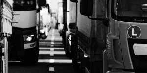 Οδηγός φορτηγού χτύπησε με σκεπάρνι συνάδελφό του γιατί... καθυστερούσε να ζυγίσει το φορτίο του Οδηγός φορτηγού χτύπησε με σκεπάρνι συνάδελφό του γιατί... καθυστερούσε να ζυγίσει το φορτίο του