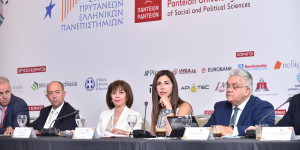 Ζαχαράκη στη Σύνοδο Πρυτάνεων: «Καθαροί κανόνες, καθαρές ευθύνες» - Στήριξη στο δημόσιο πανεπιστήμιο Ζαχαράκη στη Σύνοδο Πρυτάνεων: «Καθαροί κανόνες, καθαρές ευθύνες» - Στήριξη στο δημόσιο πανεπιστήμιο