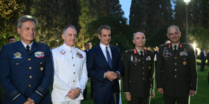 Ο Μητσοτάκης λέει «ναι» στο εξοπλιστικό πρόγραμμα SAFE - Πρόταση δανεισμού 1,2 δισ. ευρώ Ο Μητσοτάκης λέει «ναι» στο εξοπλιστικό πρόγραμμα SAFE - Πρόταση δανεισμού 1,2 δισ. ευρώ