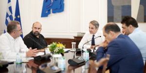 Συνάντηση Μητσοτάκη με δήμαρχο Κυθήρων για τη μεγάλη φωτιά - Έρχονται αναδάσωση και... Κύθηρα Pass Συνάντηση Μητσοτάκη με δήμαρχο Κυθήρων για τη μεγάλη φωτιά - Έρχονται αναδάσωση και... Κύθηρα Pass