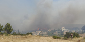 Οι καπνοί από τη φωτιά στα Κύθηρα φτάνουν μέχρι την Αφρική - Εντυπωσιακό βίντεο Οι καπνοί από τη φωτιά στα Κύθηρα φτάνουν μέχρι την Αφρική - Εντυπωσιακό βίντεο