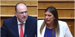 Αγριεύει η κόντρα Κωνσταντοπούλου - Λαζαρίδη: «Είσαι γυμνοσάλιαγκας, υποκείμενο και κατακάθι» Αγριεύει η κόντρα Κωνσταντοπούλου - Λαζαρίδη: «Είσαι γυμνοσάλιαγκας, υποκείμενο και κατακάθι»