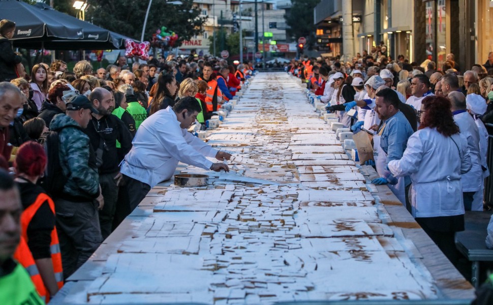 Βασιλόπιτα στο Περιστέρι / Eurokinissi