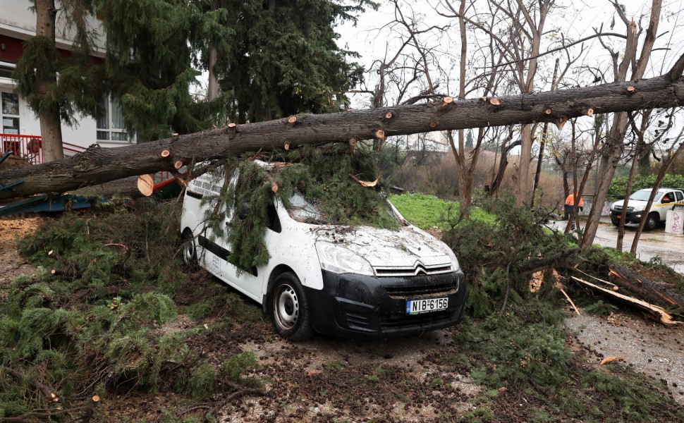 Καταστροφές από την κακοκαιρία στη Θεσσαλονίκη/φωτό intime