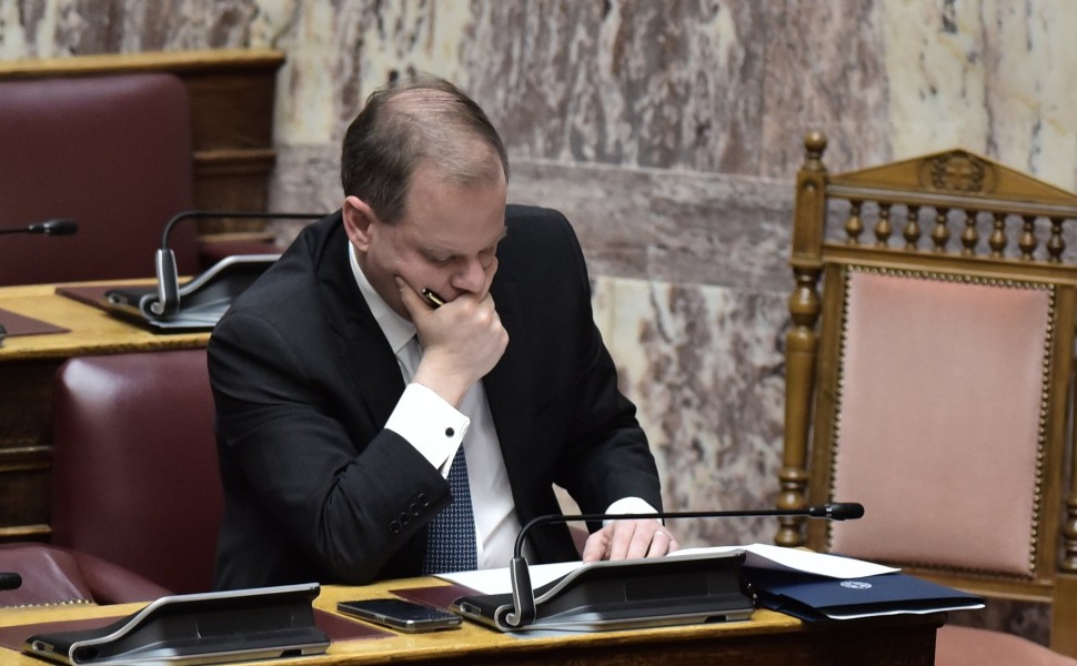 O πρώην υπουργός Μεταφορών Κώστας Αχ. Καραμανλής στην ολομέλεια / Intime O πρώην υπουργός Μεταφορών Κώστας Αχ. Καραμανλής στην ολομέλεια / Intime
