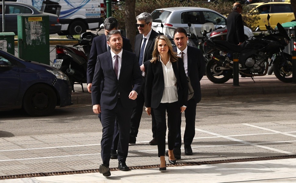 Θετικό κλίμα στο ΠΑΣΟΚ για την προκαταρκτική του ΣΥΡΙΖΑ με επιμέρους επιφυλάξεις / Intime Θετικό κλίμα στο ΠΑΣΟΚ για την προκαταρκτική του ΣΥΡΙΖΑ με επιμέρους επιφυλάξεις / Intime