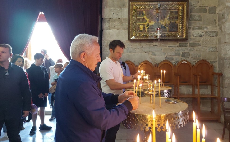 Στέφανος Κασσελάκης, Ευάγγελος Αποστολάκης στην Πάρο / Eurokinissi