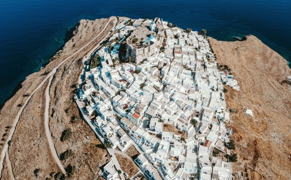 Η Αστυπάλαια από ψηλά / Unsplash