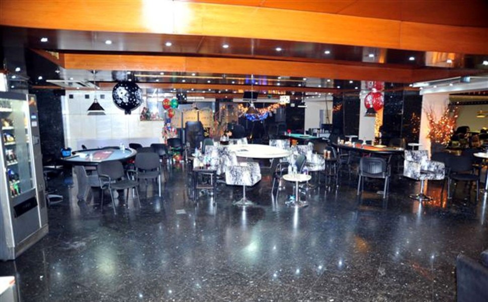 Στιγμιότυπο από παλαιότερη επιχείρηση της ΕΛ.ΑΣ. σε στέκια παράνομου τζόγου/EUROKINISSI Στιγμιότυπο από παλαιότερη επιχείρηση της ΕΛ.ΑΣ. σε στέκια παράνομου τζόγου/EUROKINISSI